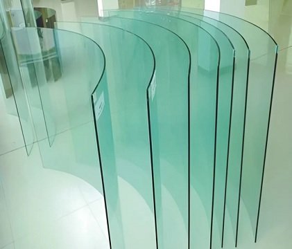 Mẫu kính cường lực uốn cong